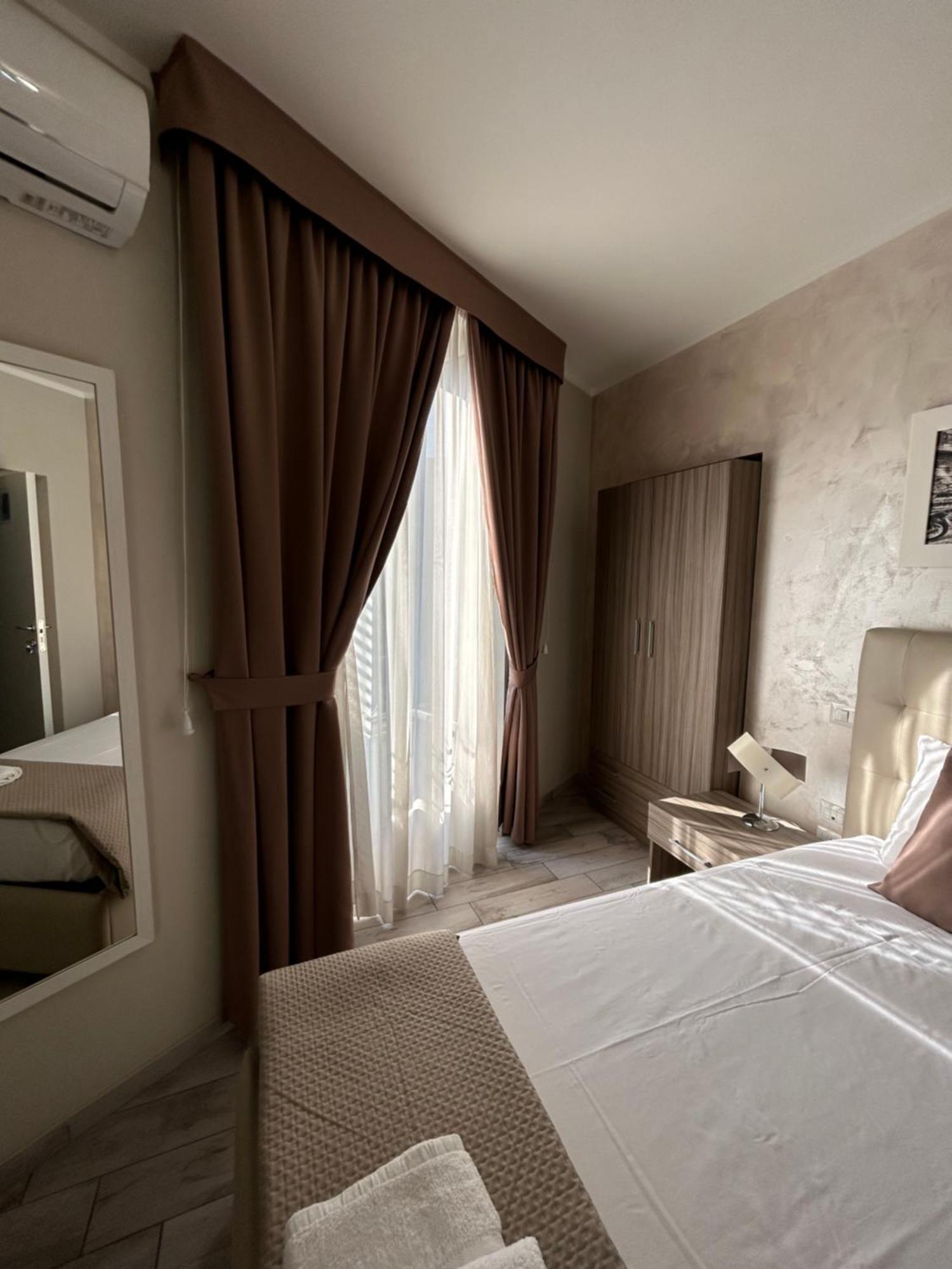 B&B Napoli Centrale N 74 Dış mekan fotoğraf