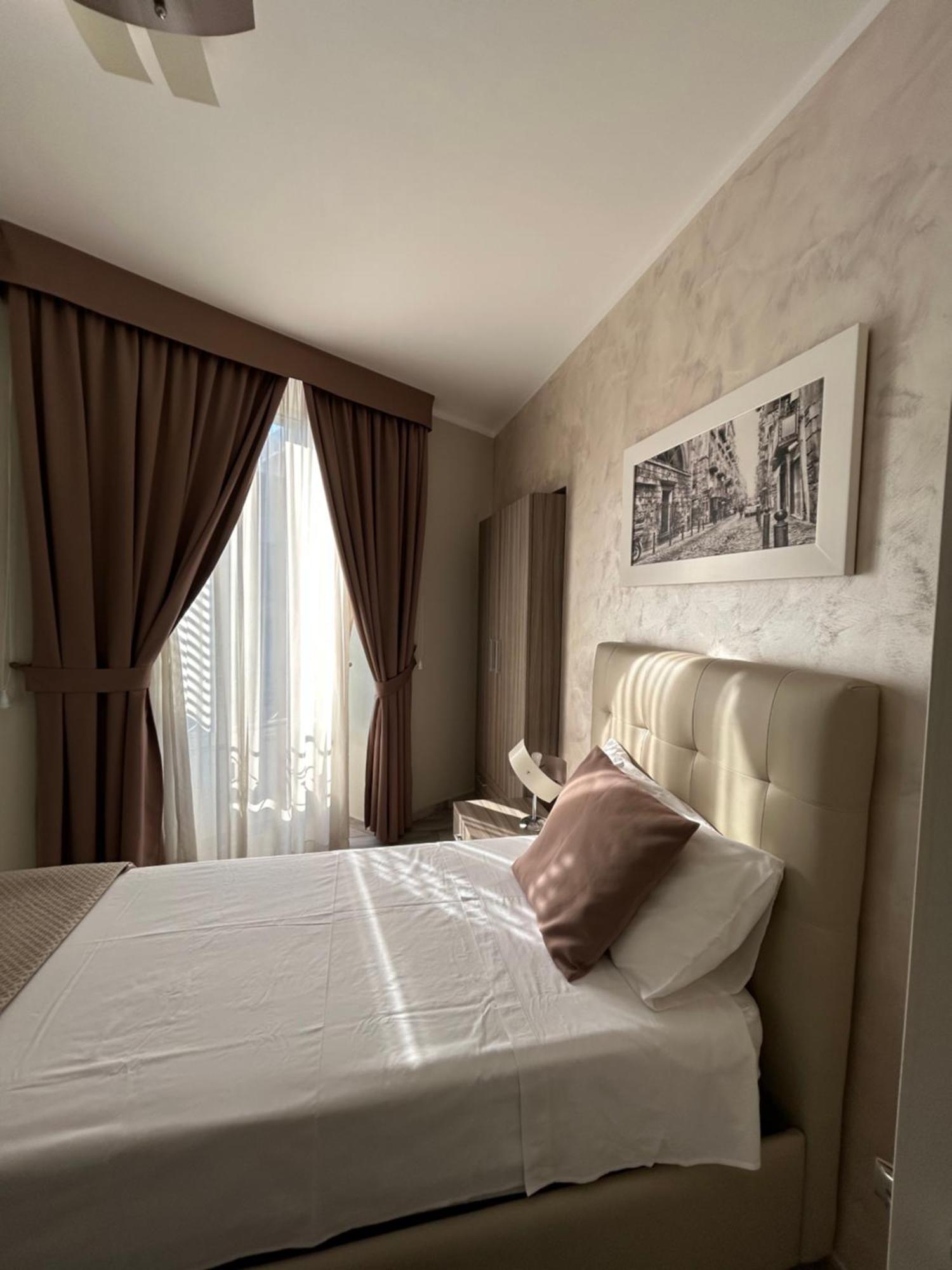B&B Napoli Centrale N 74 Dış mekan fotoğraf